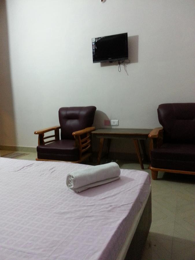 Hotel Sanchita Palace Forbesganj Kültér fotó