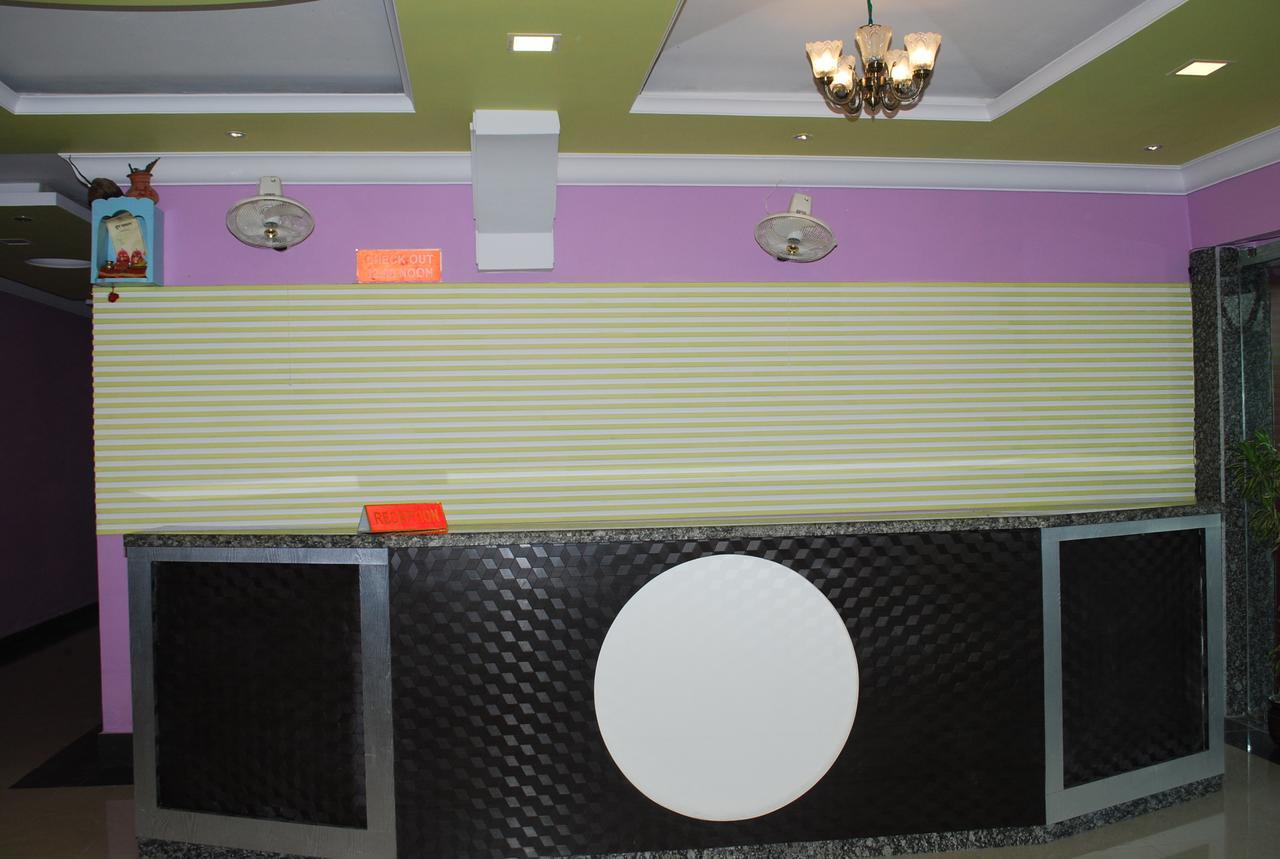 Hotel Sanchita Palace Forbesganj Kültér fotó